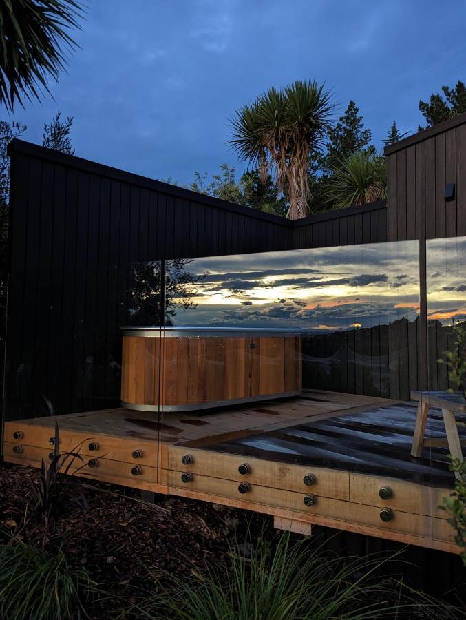Tussock Hill Vineyard Retreats 호텔 크라이스트처치 외부 사진